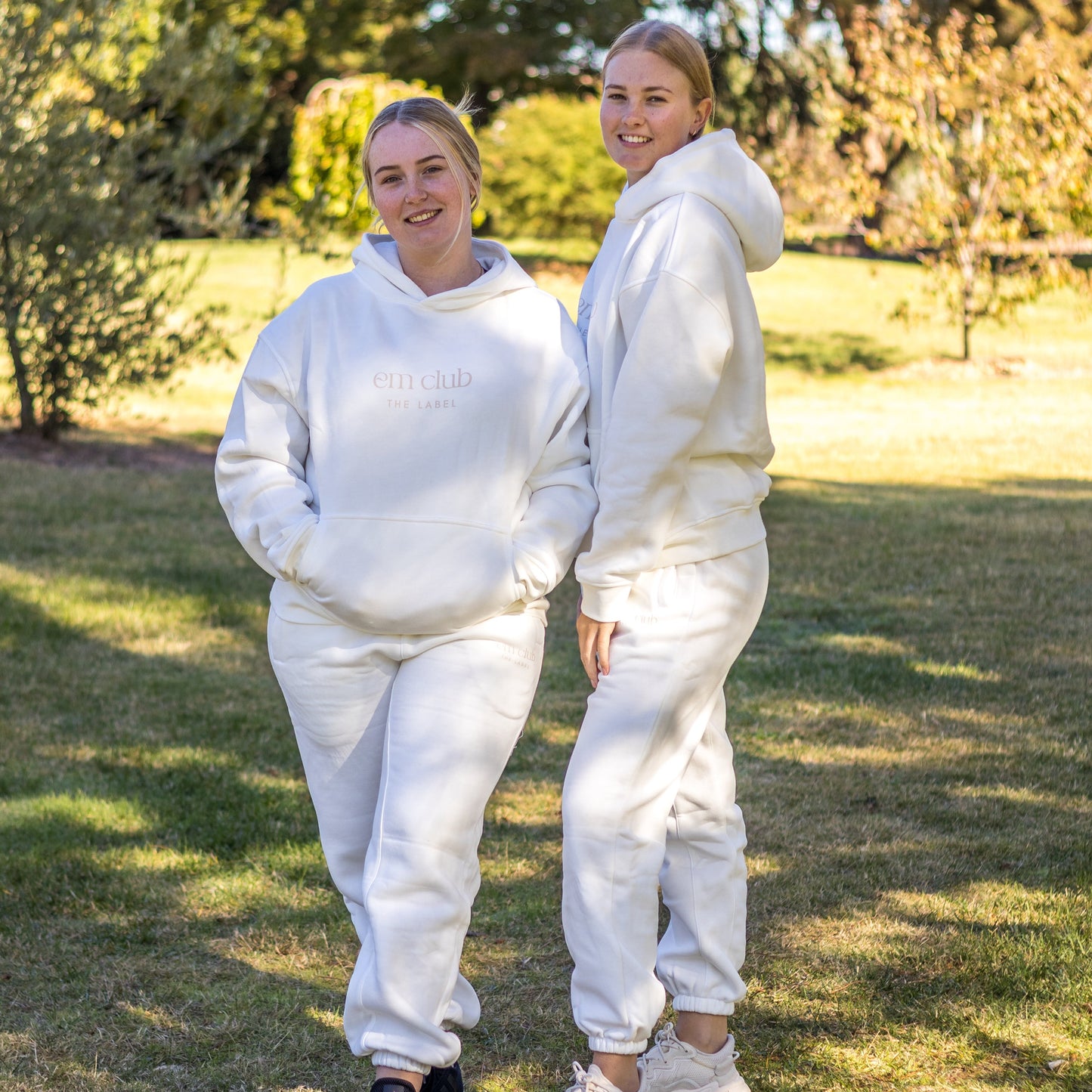 The Cosy Set White