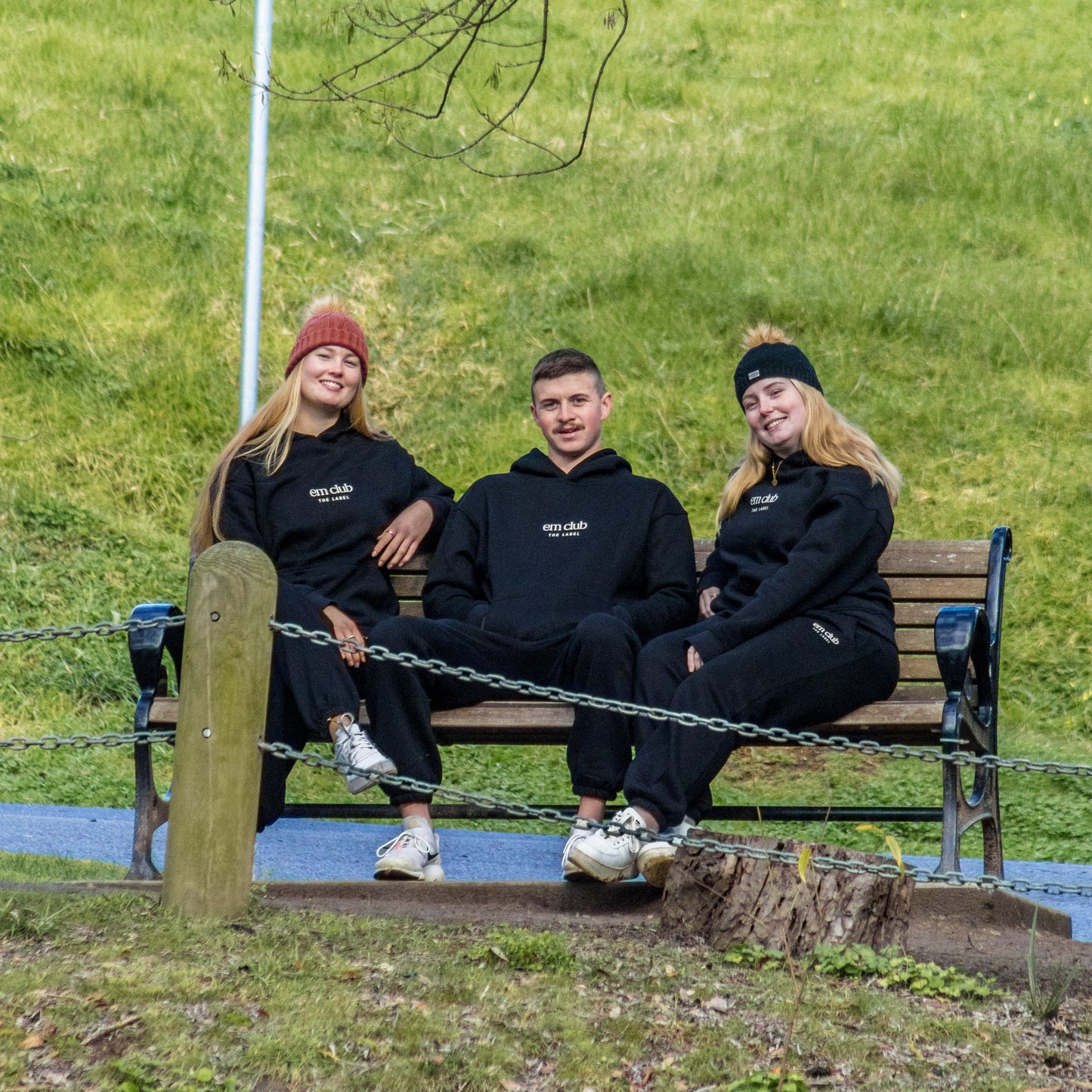 The Cosy Hoodie - Black