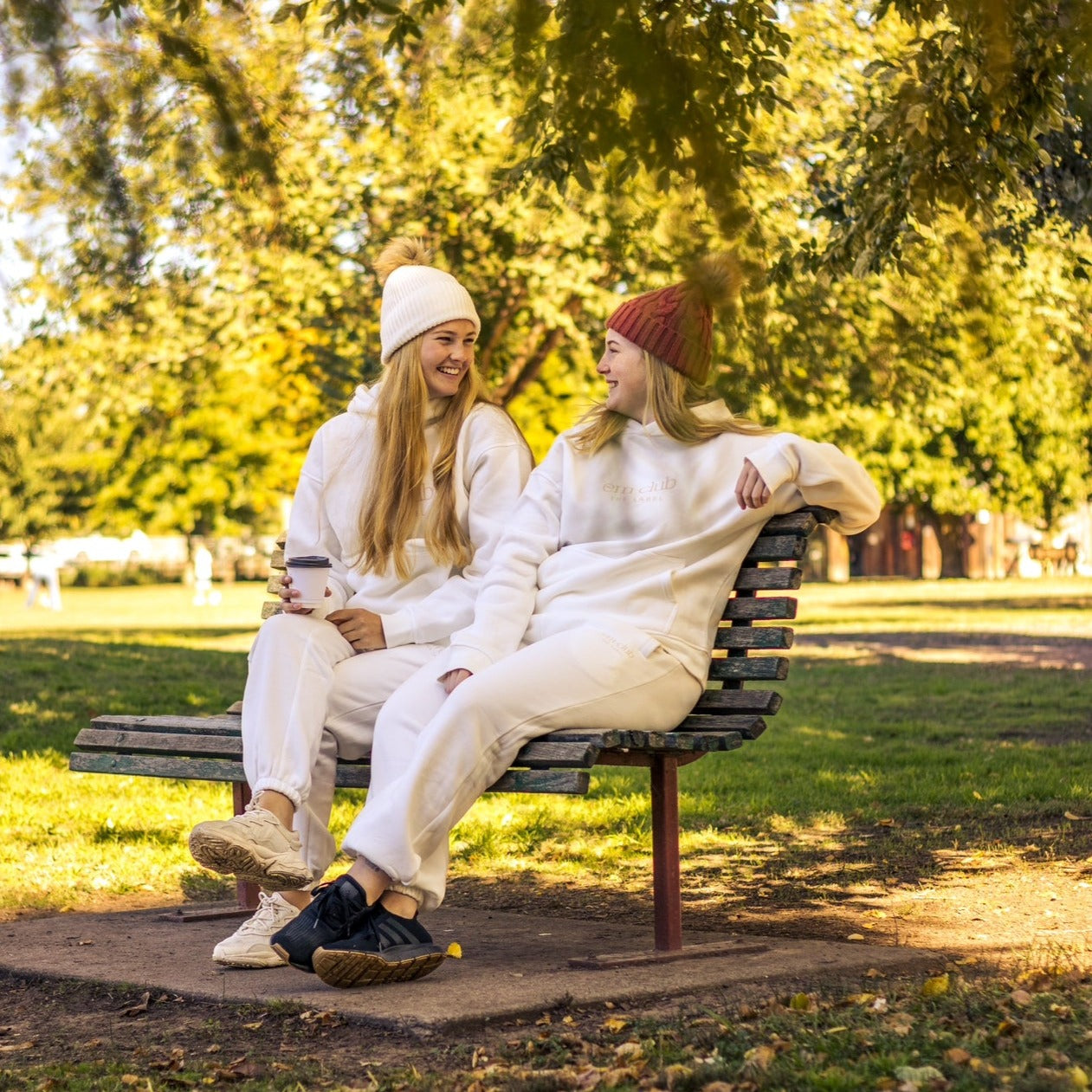 The Cosy Set White